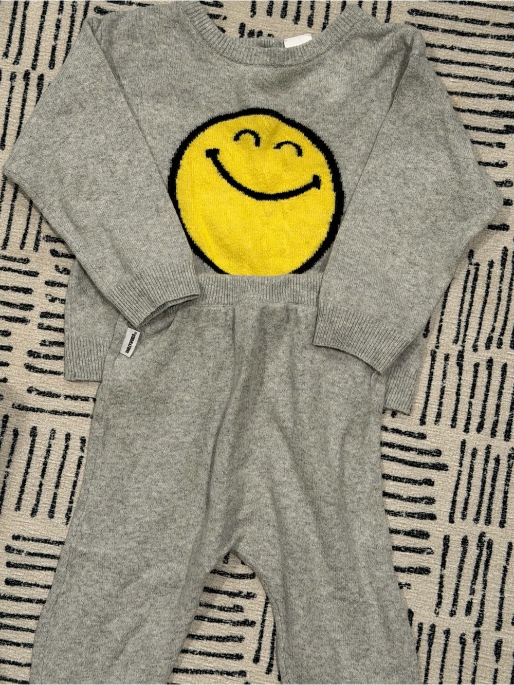 Baby Gap x Smiley World Sweater set